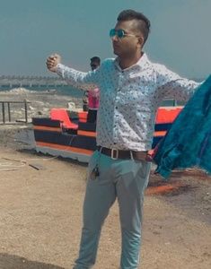 Meet your Posher, Vikas